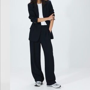 Aritzia Effortless Pant Size 00